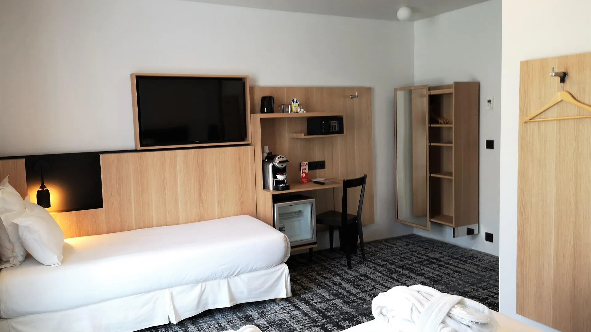 Hotel Libertel Gare Du Nord Suede 3*