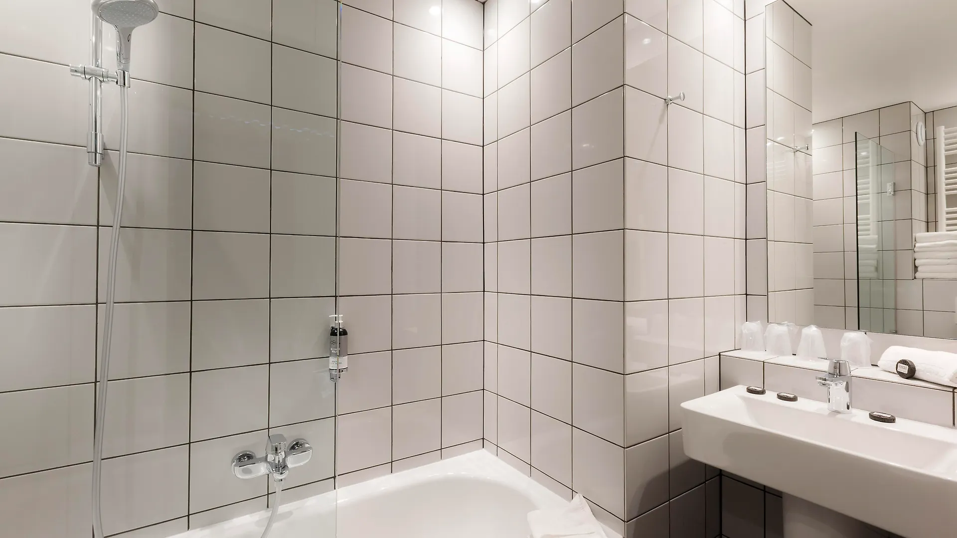 Libertel Gare Du Nord Suede 3*