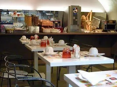 Libertel Gare Du Nord Suède 3*